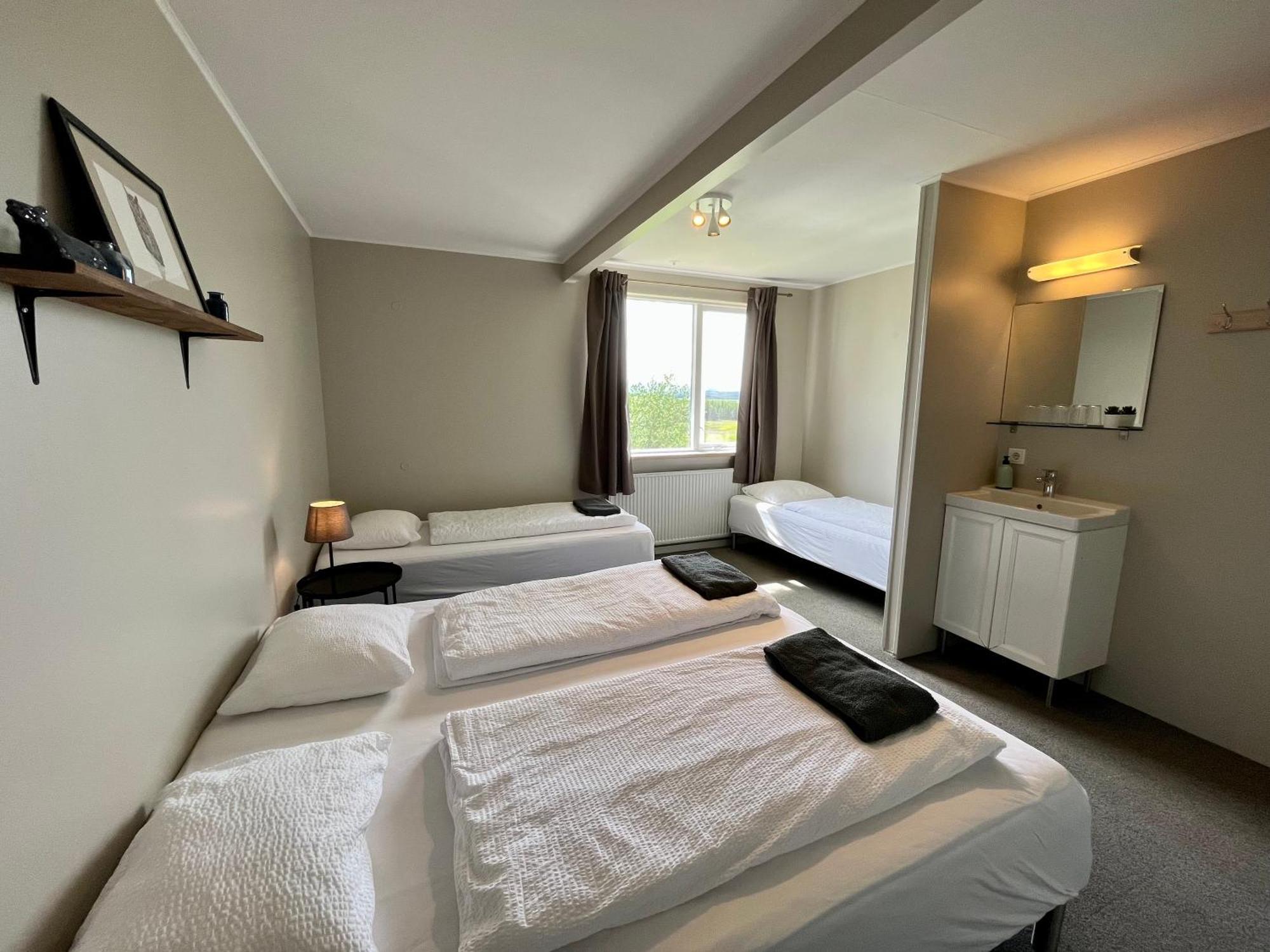 Eyjolfsstadir Guesthouse เอยิลส์สตาดีร์ ภายนอก รูปภาพ